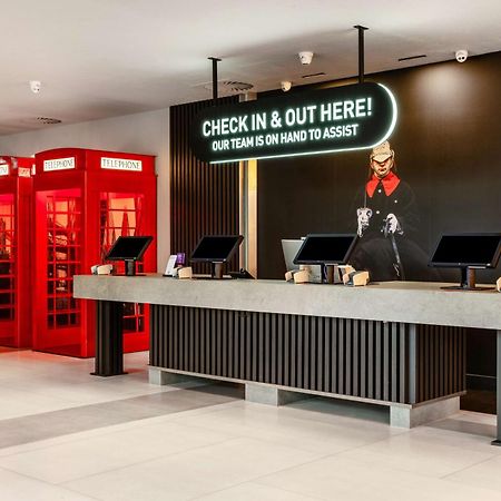 哈姆斯沃思 Radisson Red London Heathrow酒店 外观 照片