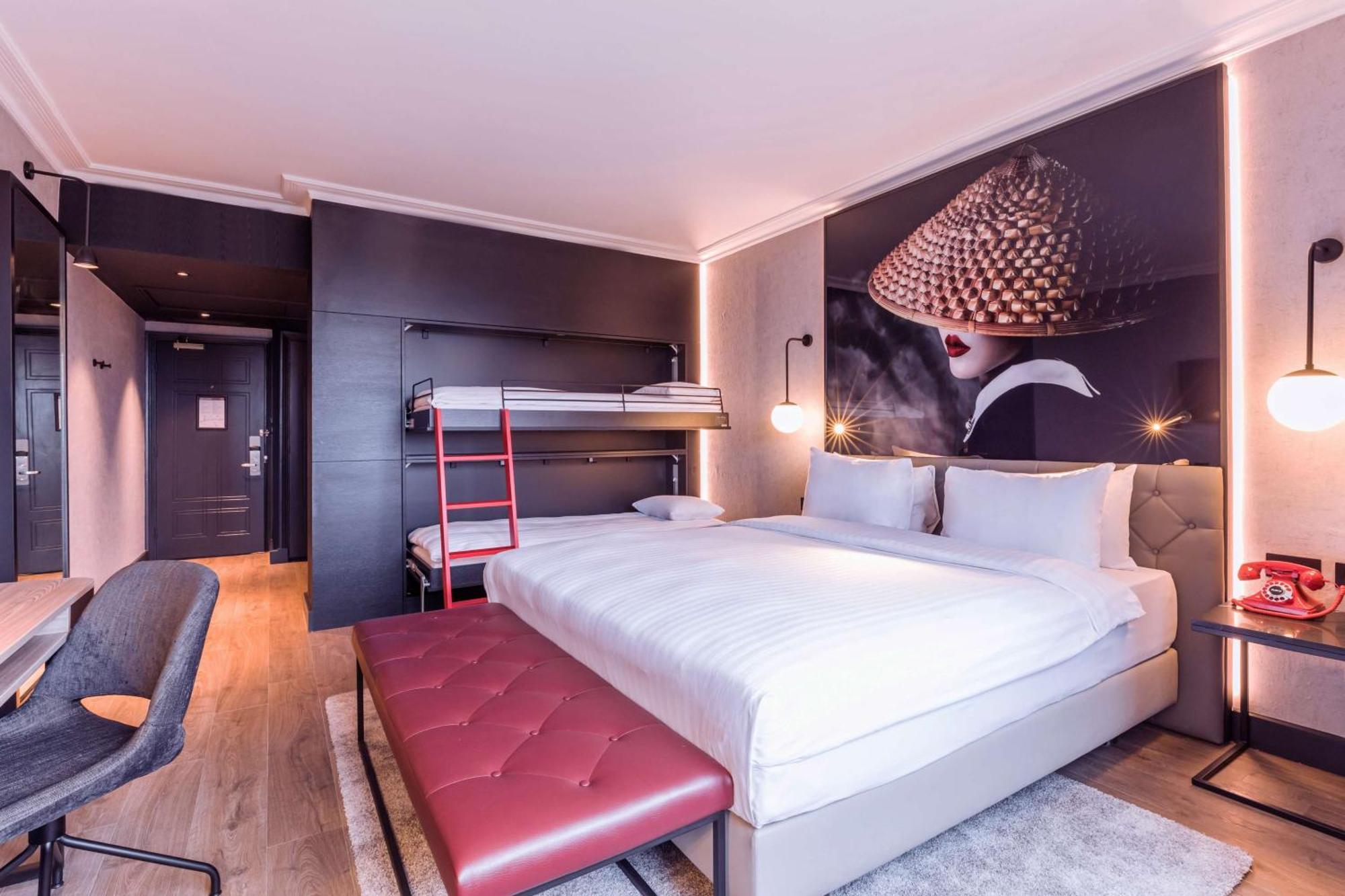 哈姆斯沃思 Radisson Red London Heathrow酒店 外观 照片 Room at the hotel