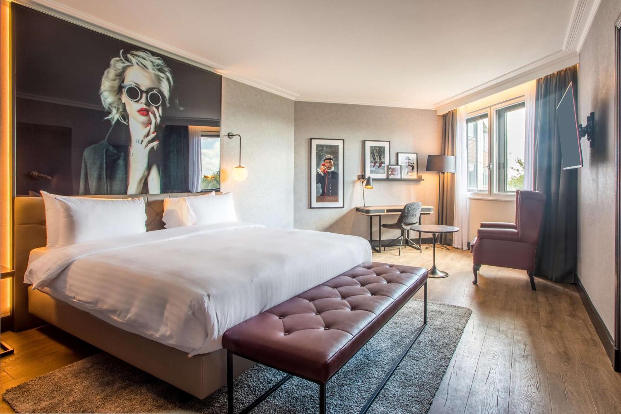 哈姆斯沃思 Radisson Red London Heathrow酒店 外观 照片